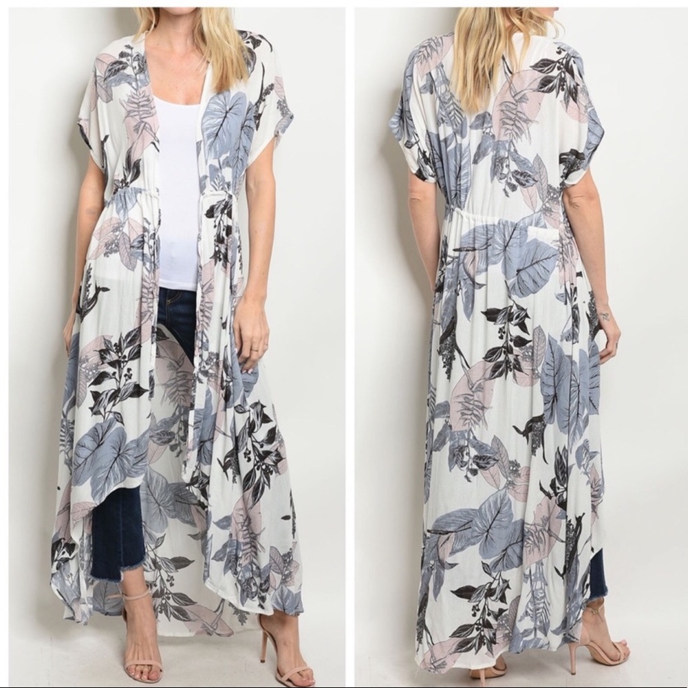 White Tropical Leaf Kimono. Beautiful! - Picture 2 of 8